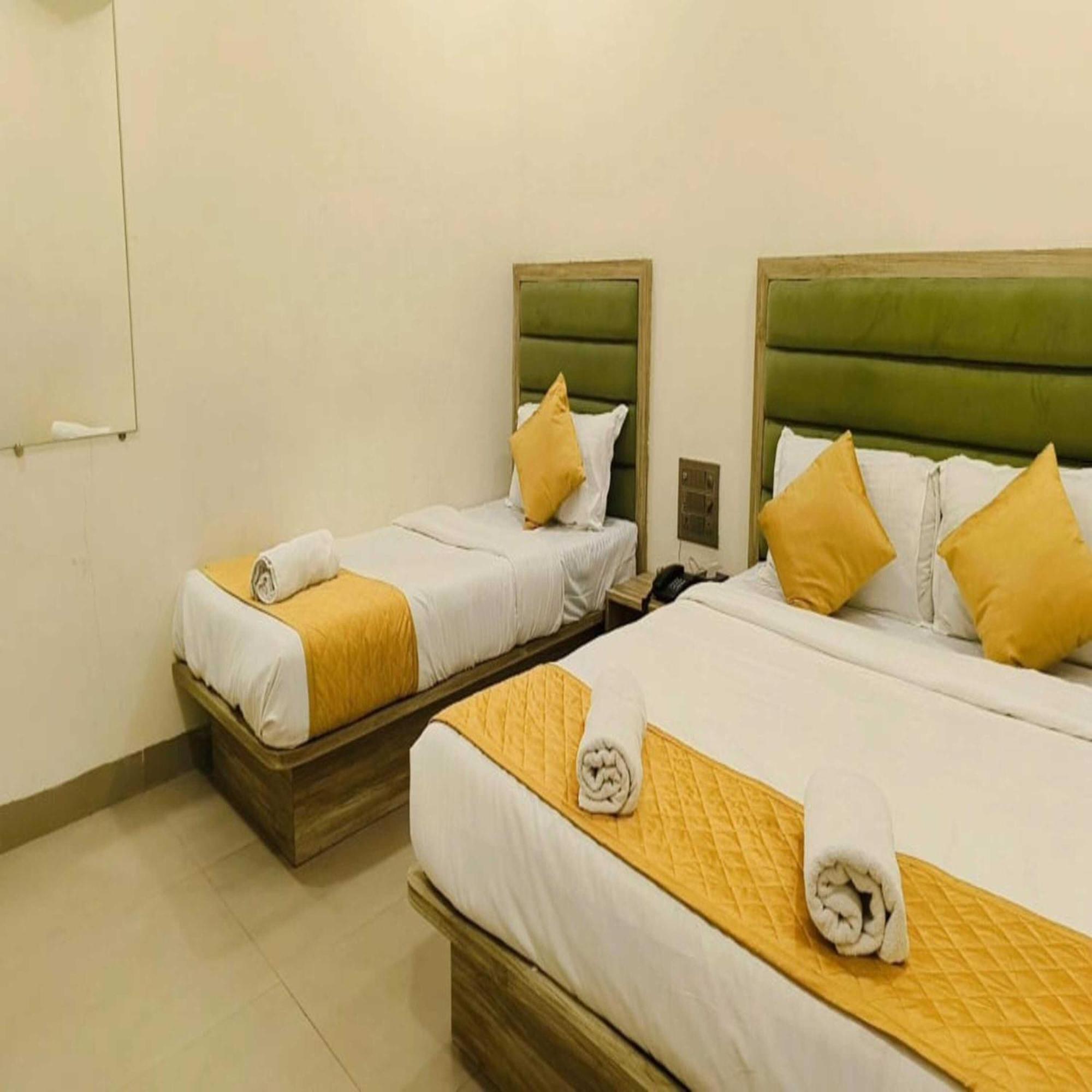Hotel Pride Suites - Kurla West Мумбаи Экстерьер фото