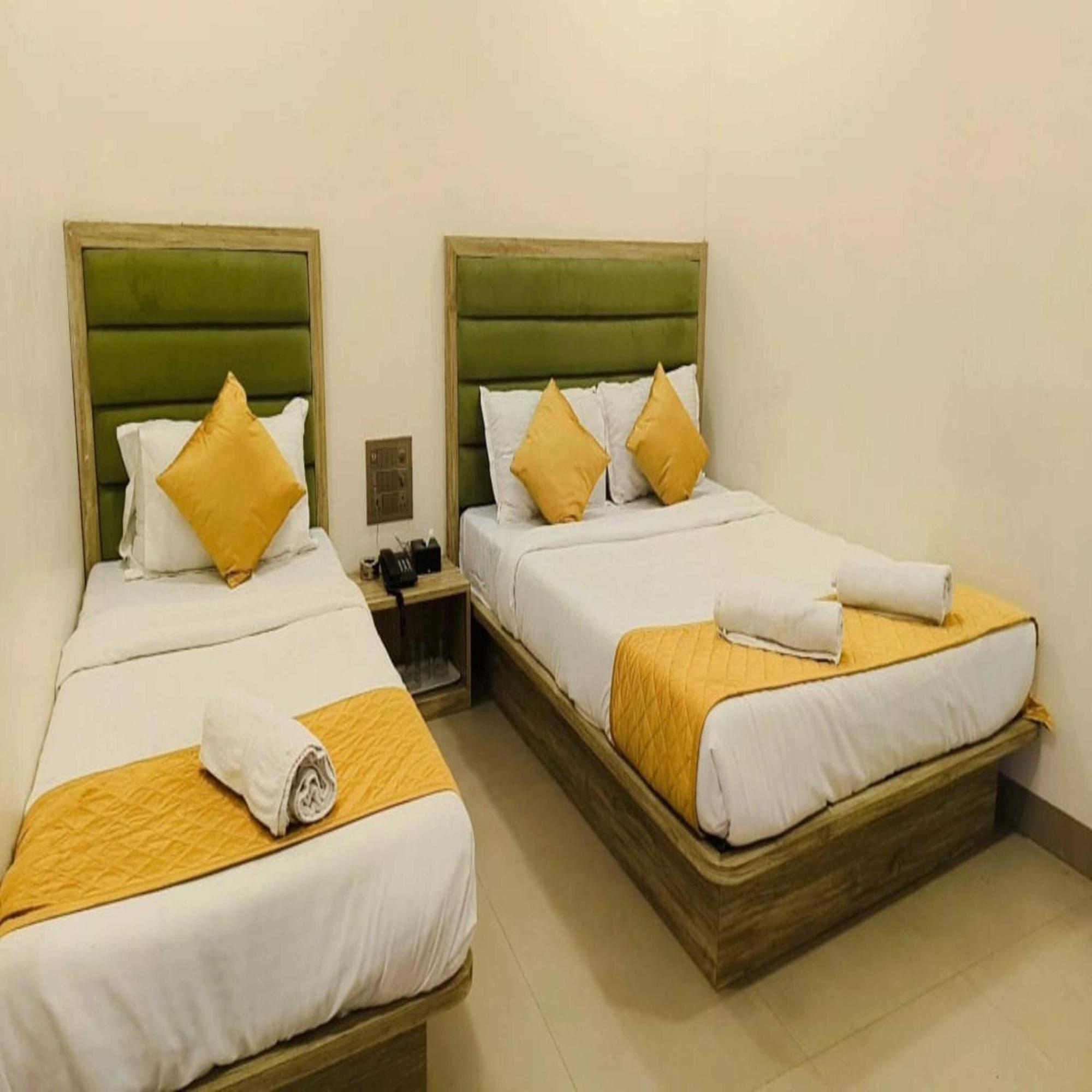 Hotel Pride Suites - Kurla West Мумбаи Экстерьер фото