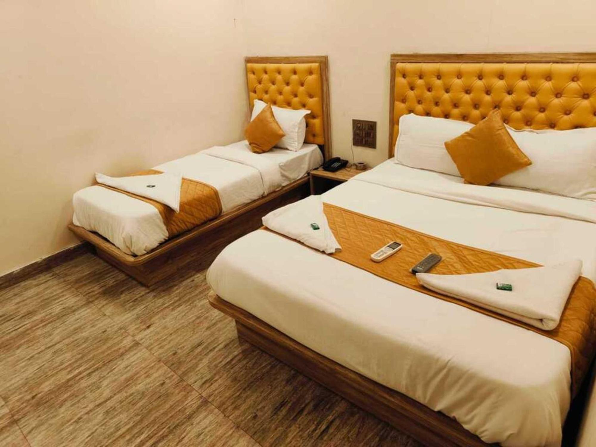 Hotel Pride Suites - Kurla West Мумбаи Экстерьер фото